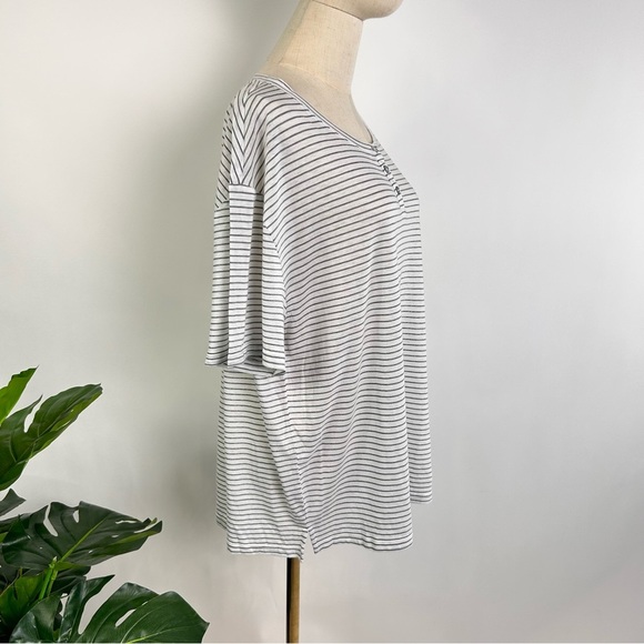 Lunya Striped Short Sleeve Cool Top/Blouse - Picture 2 of 9